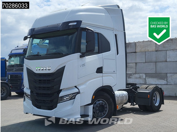 Tegljač IVECO S-WAY