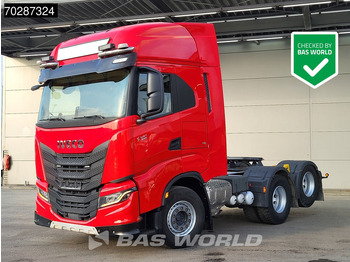 Tegljač IVECO S-WAY