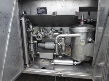 Kamion cisterna Renault Premium 370 16000liter steanless steeltank: slika Kamion cisterna Renault Premium 370 16000liter steanless steeltank