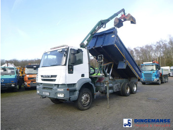 Kamion s kranom IVECO
