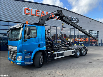 Kamion s kukastom dizalicom DAF CF 340