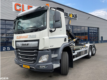 Kamion s kukastom dizalicom DAF CF 450