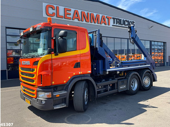 Utovarivač s proklizavajućim upravljanjem SCANIA G 440