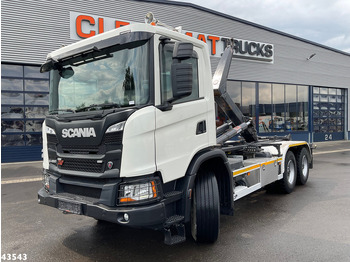 Kamion s kukastom dizalicom SCANIA G 450