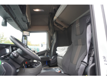 Kamion hladnjača DAF NEW DAF XF 450 6x2 / 2025 / NEW Lamberet 18 EPAL Refrigerator / Carrier Supra 850 MT / Multitemperature / No mileage: slika Kamion hladnjača DAF NEW DAF XF 450 6x2 / 2025 / NEW Lamberet 18 EPAL Refrigerator / Carrier Supra 850 MT / Multitemperature / No mileage Kamion hladnjača DAF NEW DAF XF 450 6x2 / 2025 / NEW Lamberet 18 EPAL Refrigerator / Carrier Supra 850 MT / Multitemperature / No mileage: slika Kamion hladnjača DAF NEW DAF XF 450 6x2 / 2025 / NEW Lamberet 18 EPAL Refrigerator / Carrier Supra 850 MT / Multitemperature / No mileage