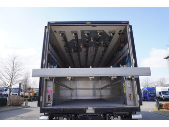 Kamion hladnjača za prijevoz mesa MAN TGM 18.320 / CHEREAU meat hook refrigerator / Carcass elevator: slika Kamion hladnjača za prijevoz mesa MAN TGM 18.320 / CHEREAU meat hook refrigerator / Carcass elevator