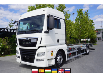 Transporter kontejnera/ Kamion s izmjenjivim sanducima MAN TGX