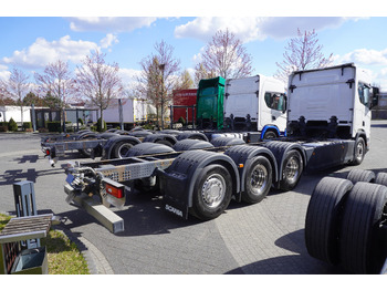 Kamion s kranom SCANIA R650 V8 / 650 HP/ frame 8.8 m / steered 4th axis / 20 units: slika Kamion s kranom SCANIA R650 V8 / 650 HP/ frame 8.8 m / steered 4th axis / 20 units