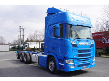 Kamion s kranom SCANIA R650 V8 / 650 HP/ frame 8.8 m / steered 4th axle: slika Kamion s kranom SCANIA R650 V8 / 650 HP/ frame 8.8 m / steered 4th axle