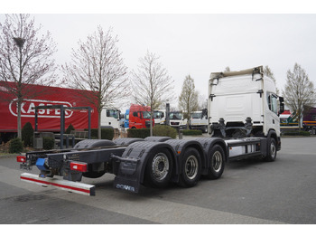 Kamion s kranom Scania G540 8x4 / Chassis 8.7 m / Steered axle / 2021: slika Kamion s kranom Scania G540 8x4 / Chassis 8.7 m / Steered axle / 2021