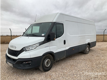 Kamion sandučar IVECO Daily 35s18
