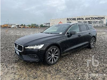 Automobil VOLVO