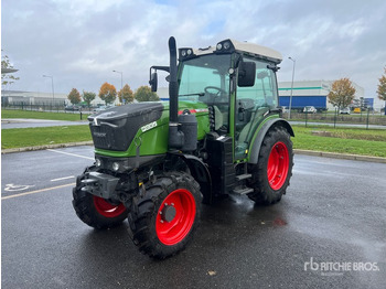 Traktor FENDT 209 F Vario