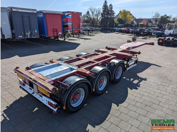 Transporter kontejnera/ Poluprikolica s izmjenjivim sanducima D-TEC
