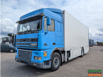 Kamion sandučar DAF XF 95 430