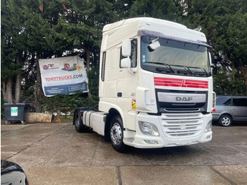 Tegljač DAF XF 106 460