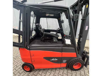 Električni viličar Linde E30/600 HL (387): slika Električni viličar Linde E30/600 HL (387) Električni viličar Linde E30/600 HL (387): slika Električni viličar Linde E30/600 HL (387)