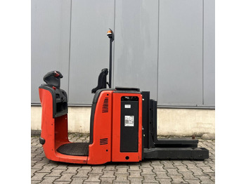 Vučni traktor LINDE P30
