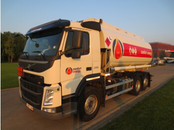 Kamion cisterna VOLVO FM