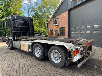 Zakup DAF XF 105.460 6X2 Space Cab Manual 565.815KM DAF XF 105.460 6X2 Space Cab Manual 565.815KM: slika Zakup DAF XF 105.460 6X2 Space Cab Manual 565.815KM DAF XF 105.460 6X2 Space Cab Manual 565.815KM