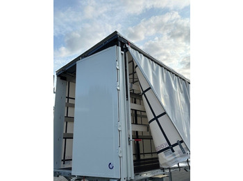 Izmjenjivi sanduk s bočnom kliznom ceradom KÖGEL