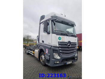 Kamion-šasija MERCEDES-BENZ Actros 2542