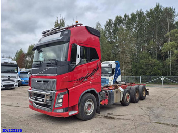 Kamion-šasija VOLVO FH16 750