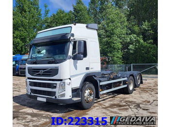 Kamion-šasija VOLVO FM 500