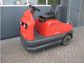 Vučni traktor LINDE P60