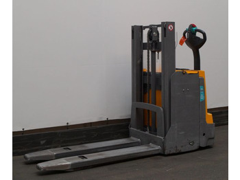 Slagač stoga JUNGHEINRICH EJD