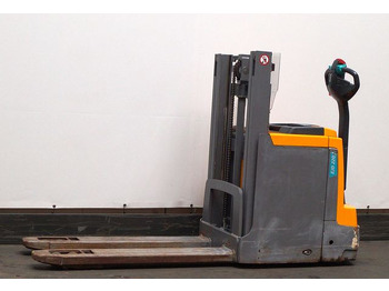 Slagač stoga JUNGHEINRICH EJD