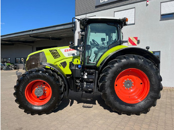 Traktor CLAAS Axion 870