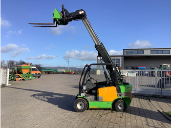 Teleskopski rukovatelj JCB