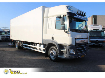 Kamion sandučar DAF CF 260