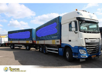 Kamion s ceradom DAF XF 106 460