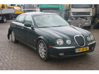 Limuzina Jaguar S-TYPE 3.0 V6 EXECUTIVE +EURO 3: slika Limuzina Jaguar S-TYPE 3.0 V6 EXECUTIVE +EURO 3