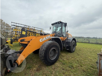 Utovarivač na kotačima CASE