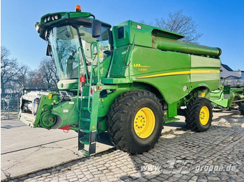 Kombajn za žetvu JOHN DEERE S690