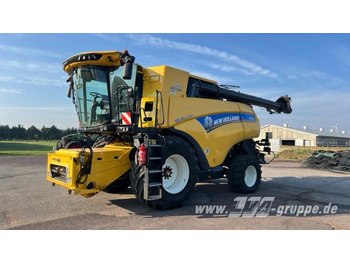 Kombajn za žetvu NEW HOLLAND CR series