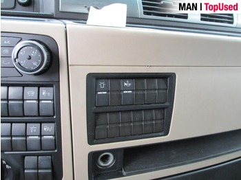 Tegljač MAN TGX 18.500 4X2 LLS-U: slika Tegljač MAN TGX 18.500 4X2 LLS-U