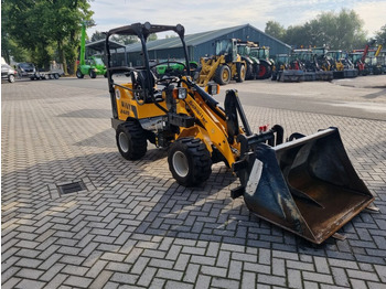 Zglobni utovarivač SCHÄFFER 2428 miniloader: slika Zglobni utovarivač SCHÄFFER 2428 miniloader