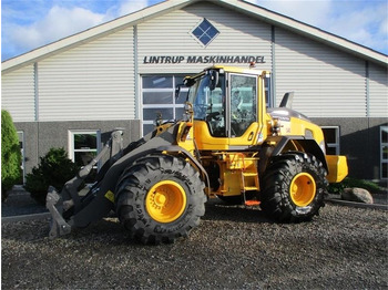 Utovarivač na kotačima VOLVO L70H