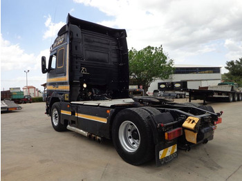 Tegljač Volvo FH 16.520 Volvo FH16.520 4X2 Globetrotter /KIP Hydraulic: slika Tegljač Volvo FH 16.520 Volvo FH16.520 4X2 Globetrotter /KIP Hydraulic