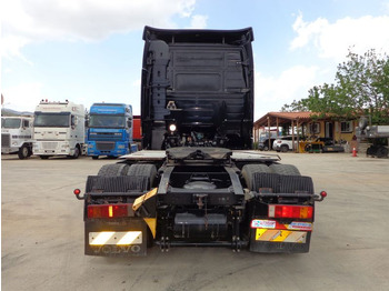 Tegljač Volvo FH 16.520 Volvo FH16.520 4X2 Globetrotter /KIP Hydraulic: slika Tegljač Volvo FH 16.520 Volvo FH16.520 4X2 Globetrotter /KIP Hydraulic