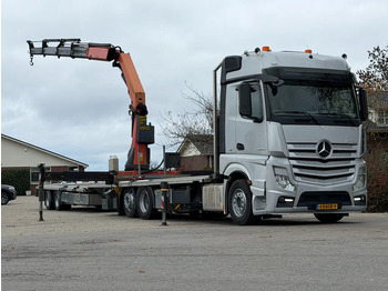 Kamion s kranom MERCEDES-BENZ Actros 2640