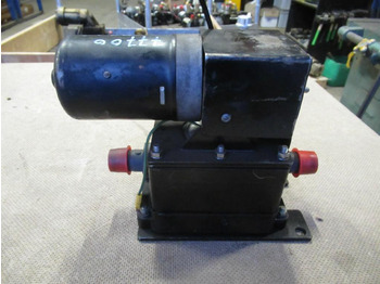 Pumpa goriva za Građevinski strojevi A.M.F.A. pompe S40 -: slika Pumpa goriva za Građevinski strojevi A.M.F.A. pompe S40 - Pumpa goriva za Građevinski strojevi A.M.F.A. pompe S40 -: slika Pumpa goriva za Građevinski strojevi A.M.F.A. pompe S40 -