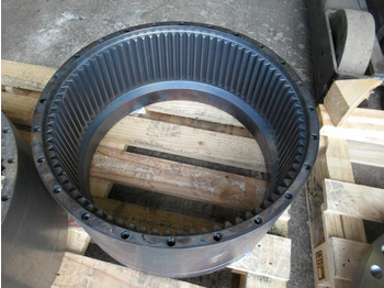 Reduktor pogona BOMAG