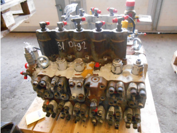 Hidraulični ventil HITACHI