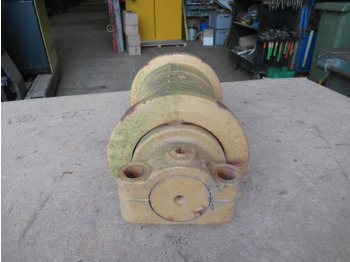 Novi Valjak gusjenice za Građevinski strojevi Hitachi 9114682 - 71483187: slika Novi Valjak gusjenice za Građevinski strojevi Hitachi 9114682 - 71483187 Novi Valjak gusjenice za Građevinski strojevi Hitachi 9114682 - 71483187: slika Novi Valjak gusjenice za Građevinski strojevi Hitachi 9114682 - 71483187