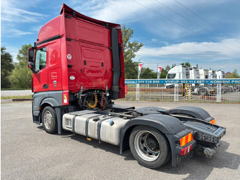 Tegljač Mercedes-Benz Actros 1845: slika Tegljač Mercedes-Benz Actros 1845